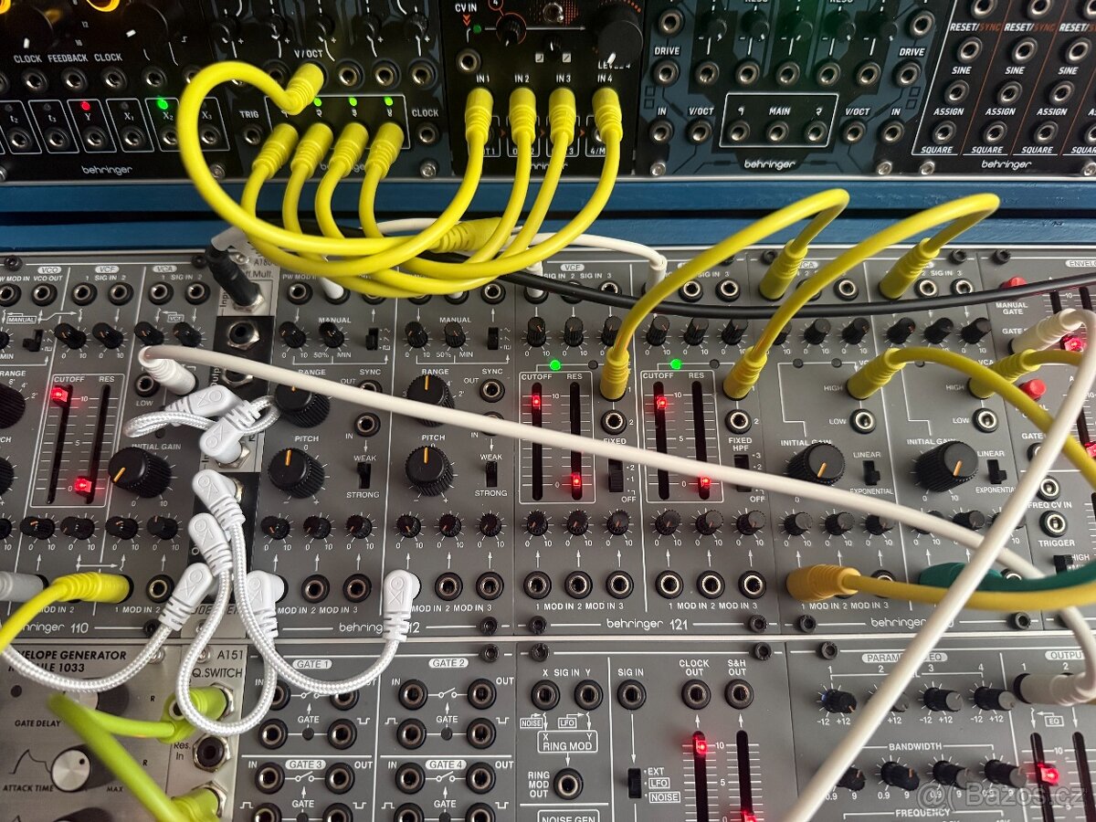 Behringer 112,121,130 - 3