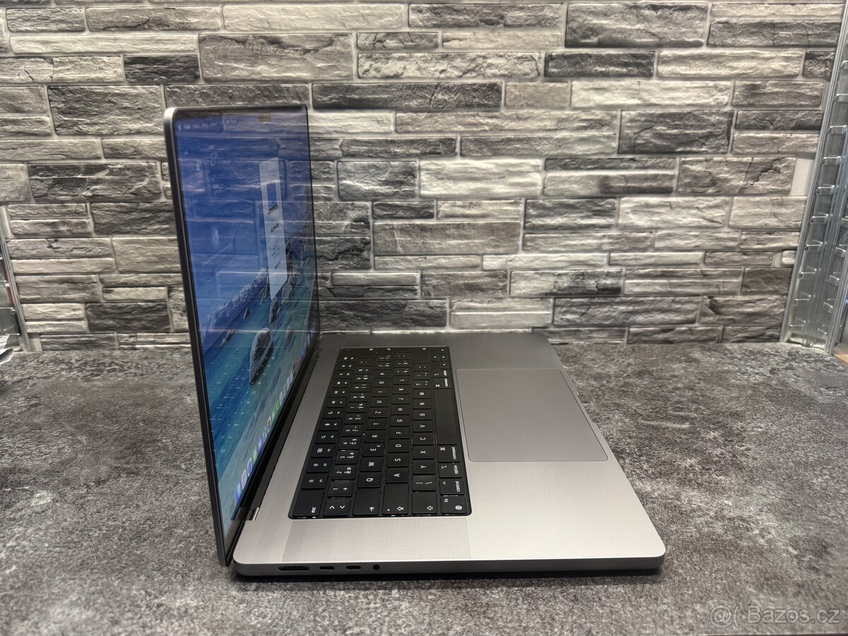 MacBook Pro 16” 2023 M2 Pro / 16GB / 512GB - 3
