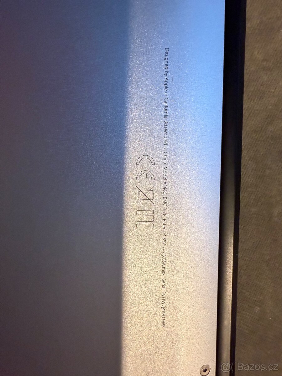 P: Macbook Air 2017, i5/8GB/128GB - 3
