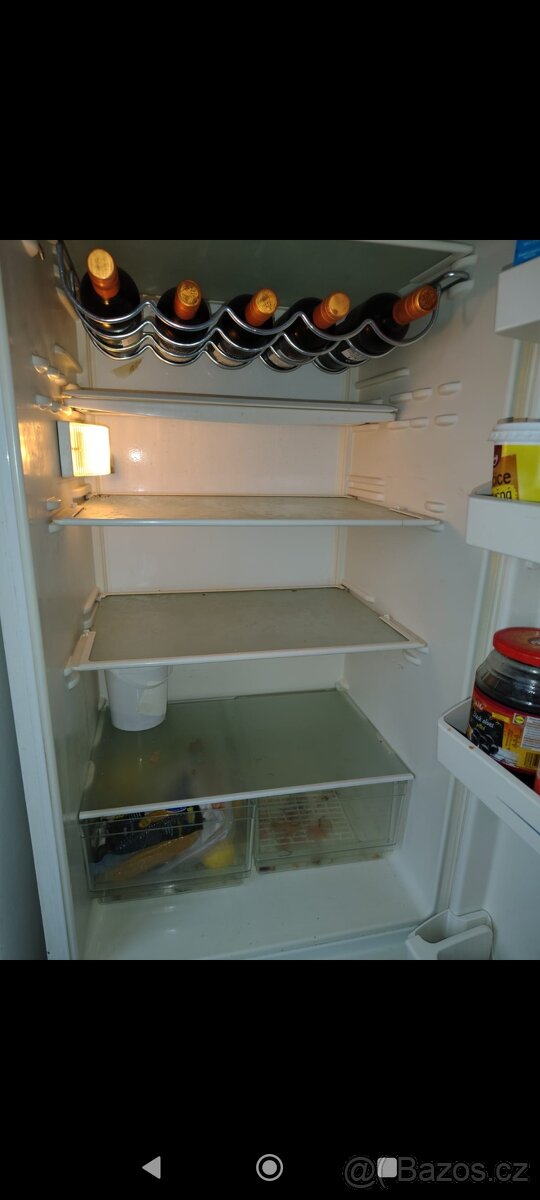 Funkční stará lednice - 3