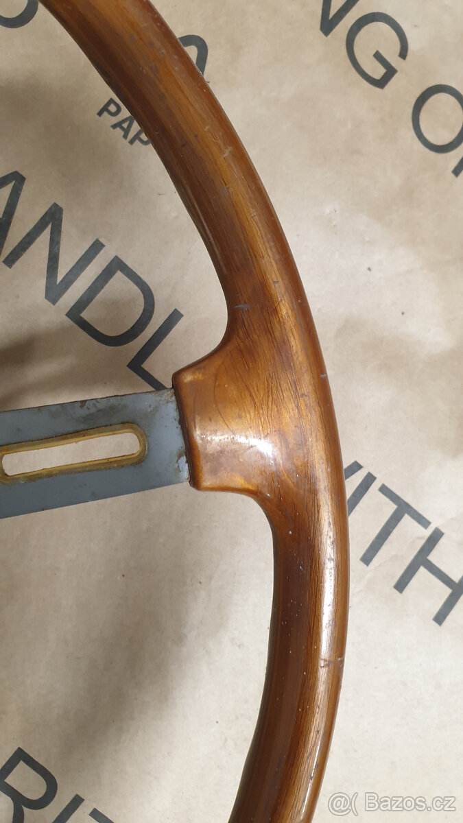 Dreveny volant Alfa Romeo Spider - 3