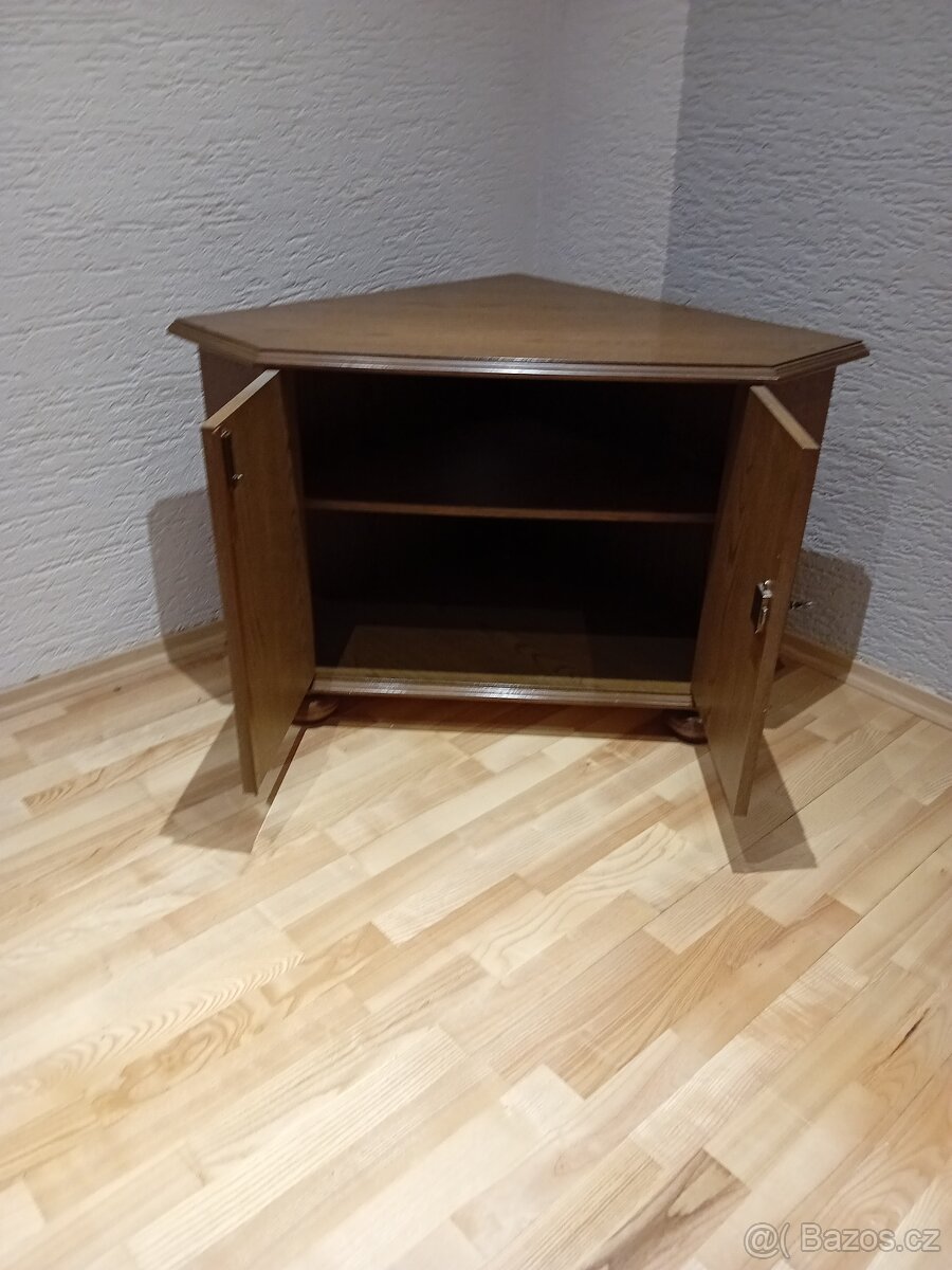 rohová komoda 2 dvéřová/ TV stolek - 3