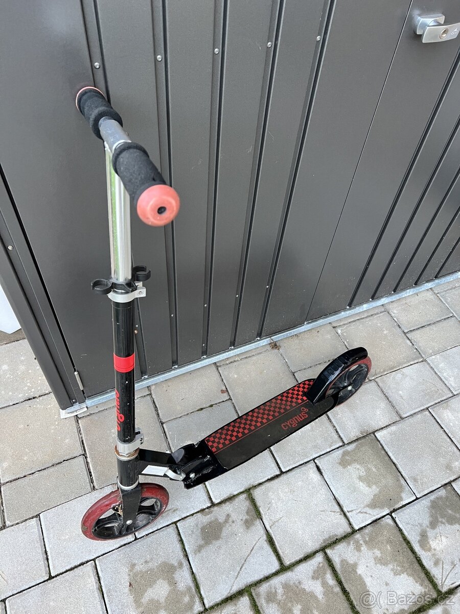 Koloběžka Cygnus - 3