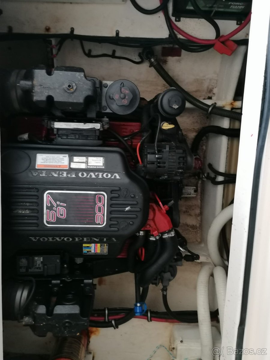 Regal 26.65 Commodore 2009 - 3