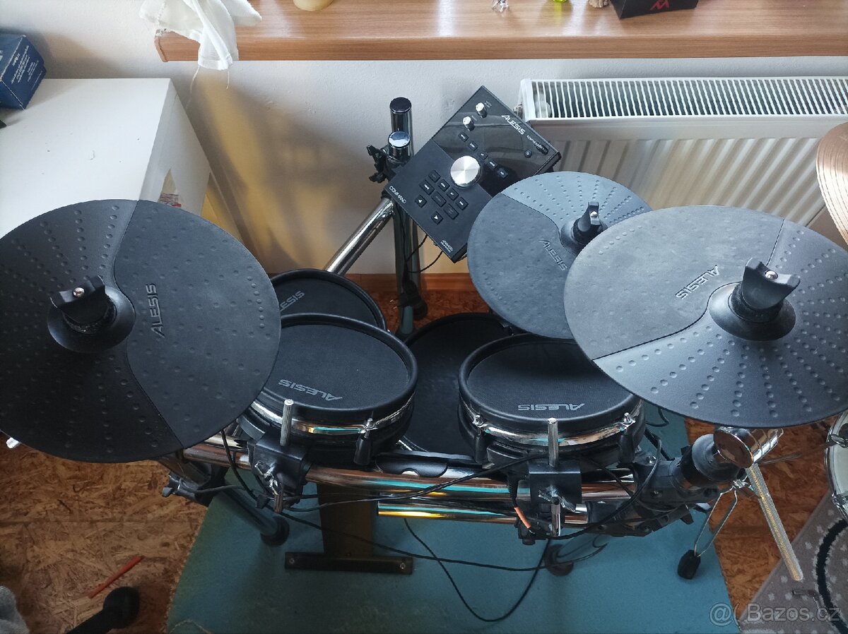 Alesis command advanced drum module - 3