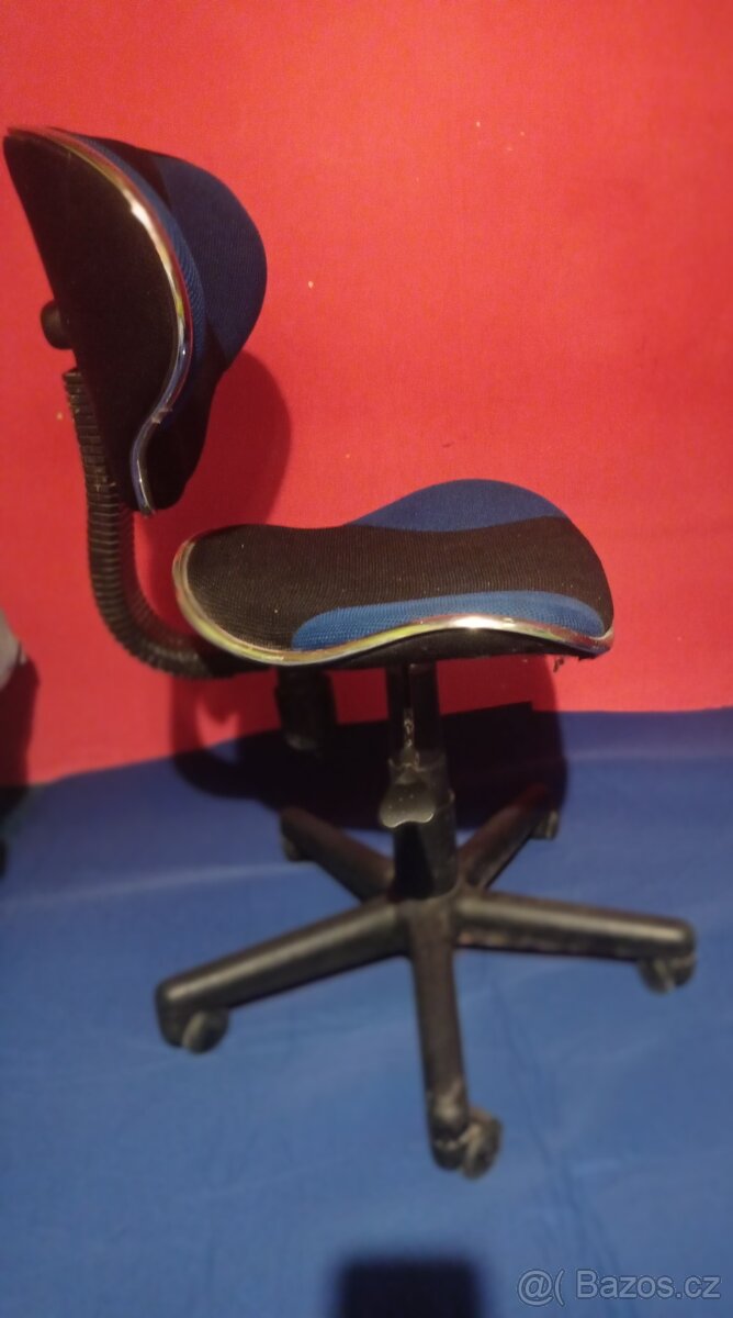 Otočná židle k PC - 3