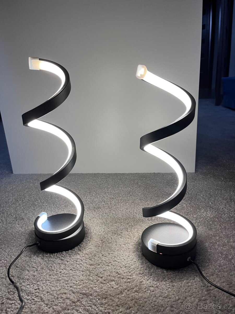 Spirálová Stolní Lampa - 3