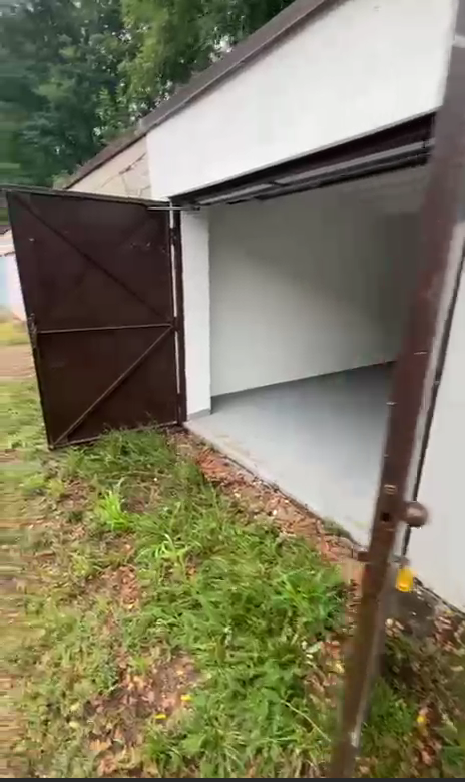 Pronájem garáže Chvaletice - 3