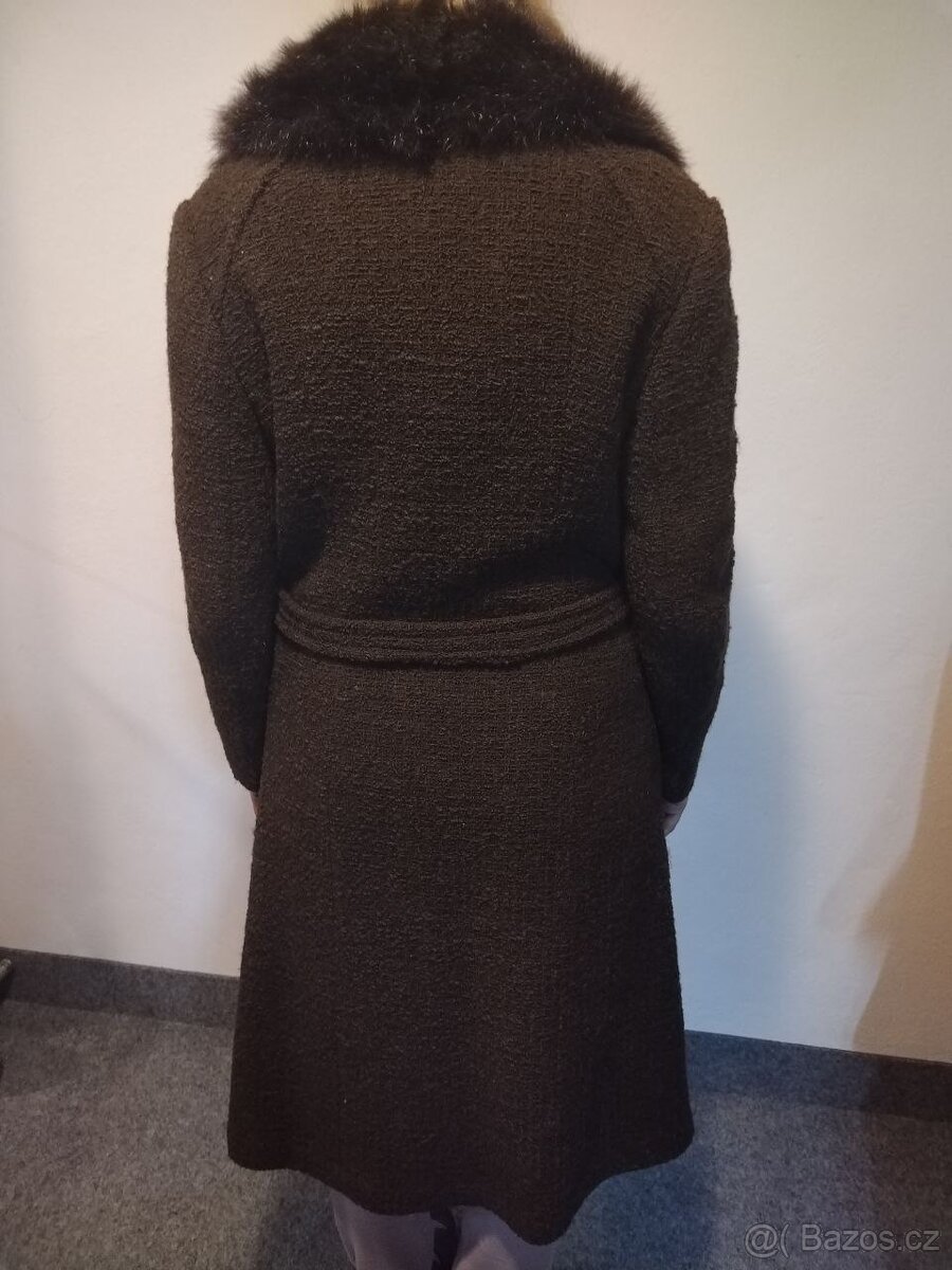 Elegantní vintage kabát OT Prostějov – výborný stav - 3