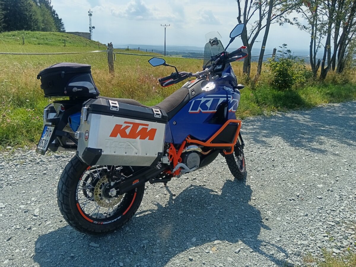 KTM 990 Adventure Dakar