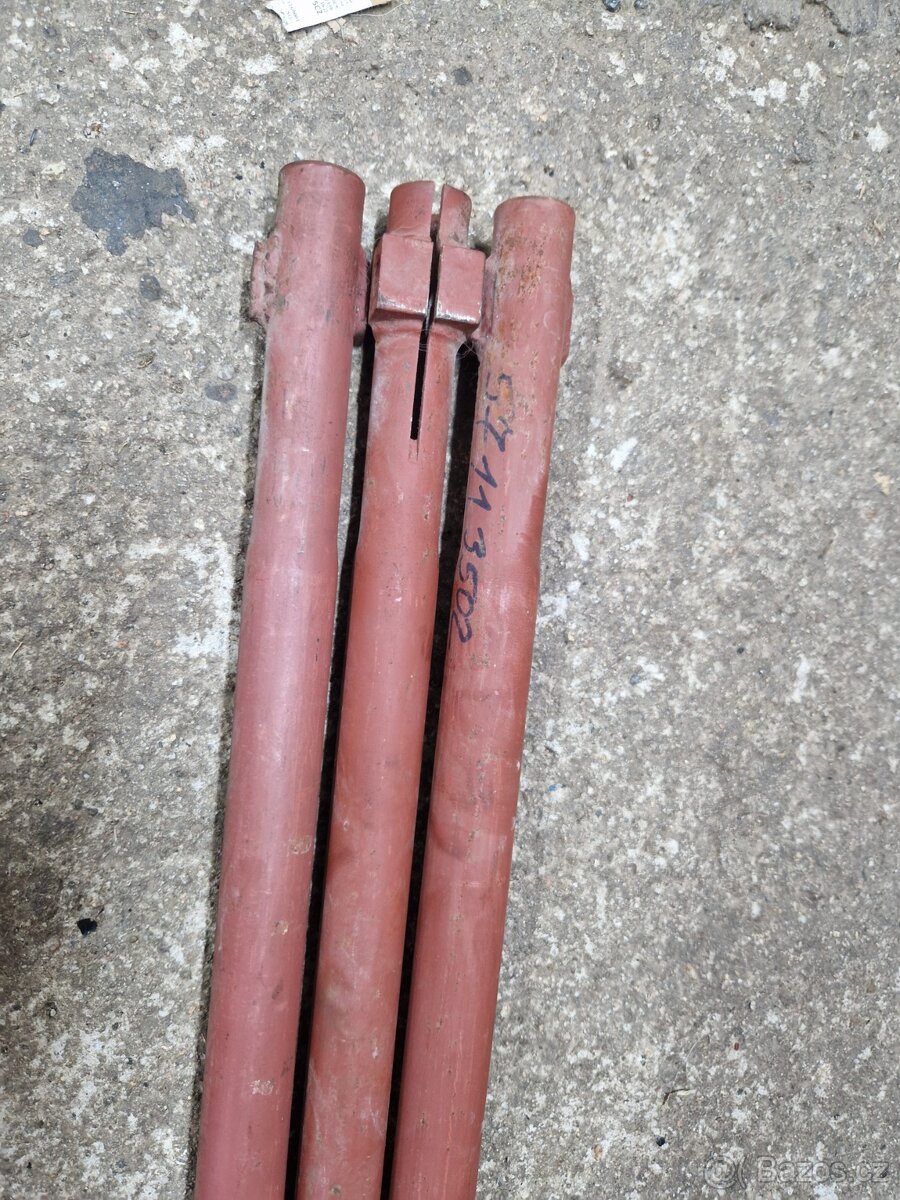 Spojovací tyč řízení zetor uř1 - 3