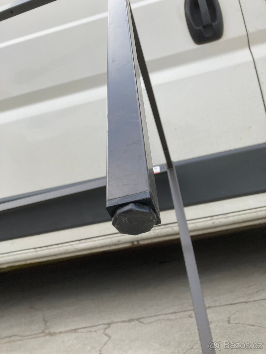 Pracovní stůl, lehký ponk, kovový rám stolu za 500 kč - 3