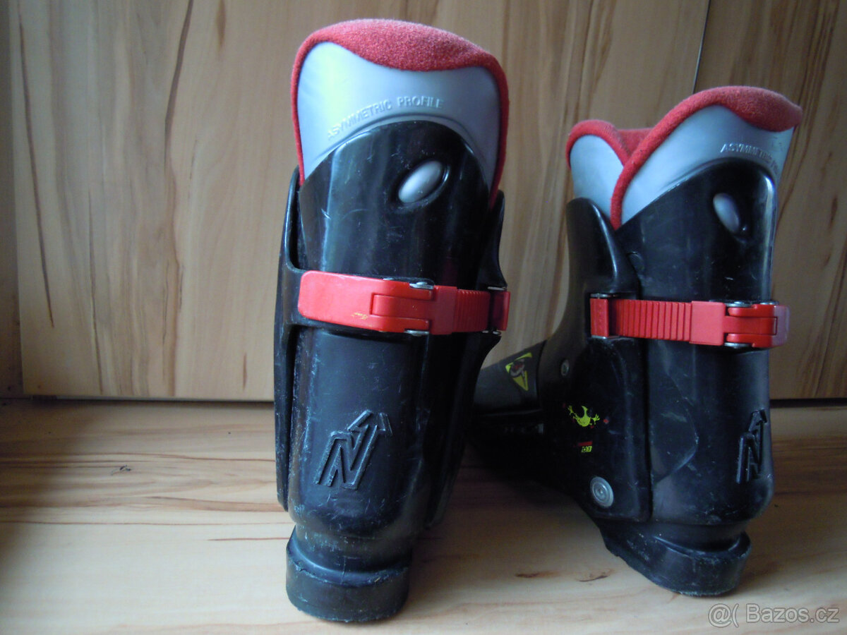 Přeskáče dětské Lyžařské boty velikost EU 33 lyžáky 21cm - 3