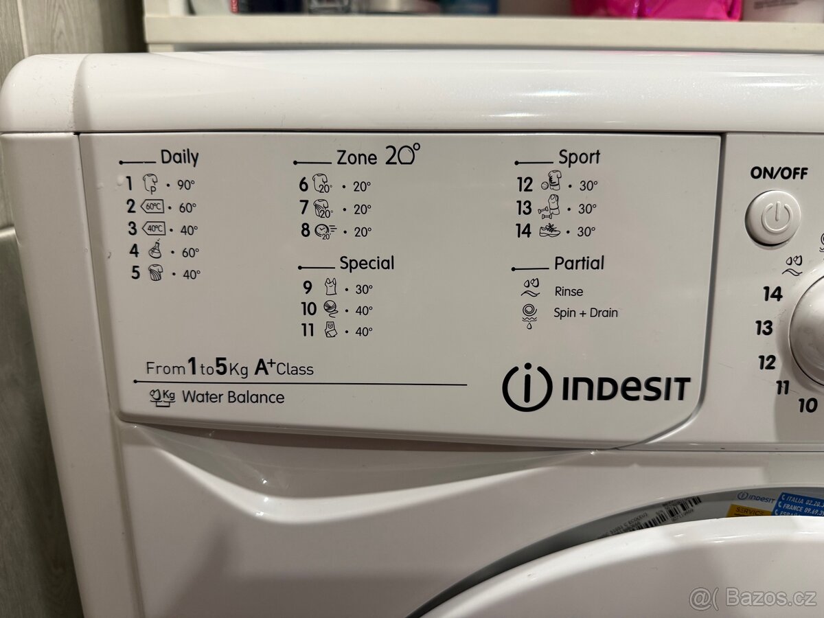 Pračka Indesit - 3