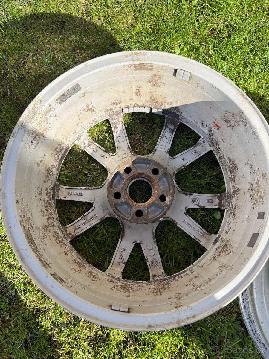 Spider r16 Octavia RS - 3