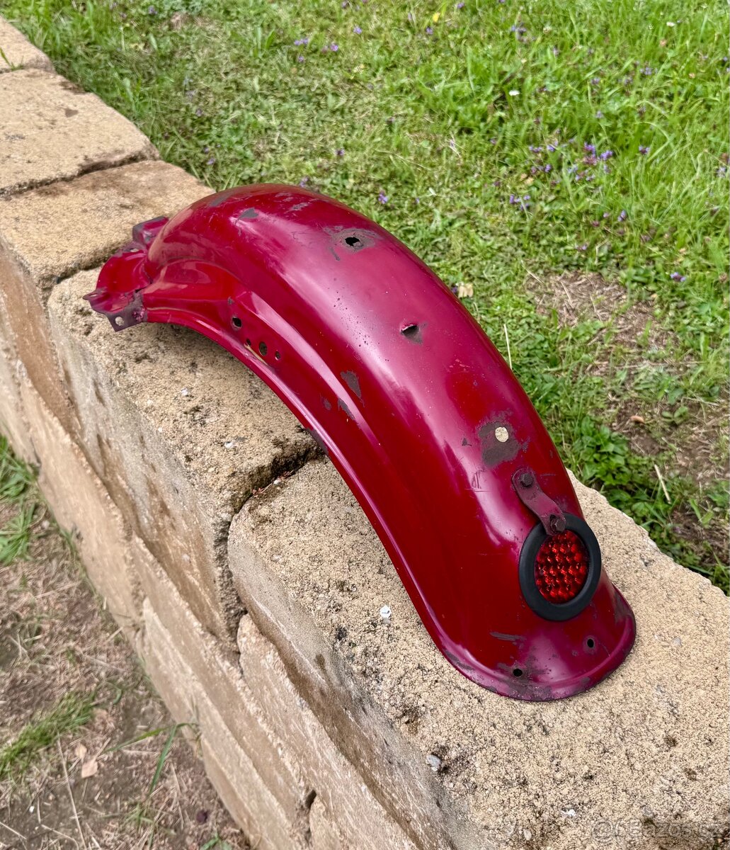 Jawa 250 350 panelka - zadní blatník - 3