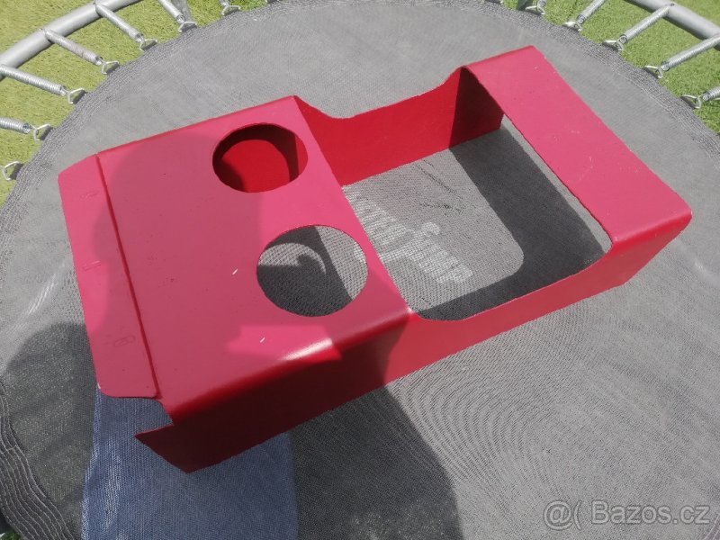 T4K14 KAPOTA LAMINÁTOVÁ - 3