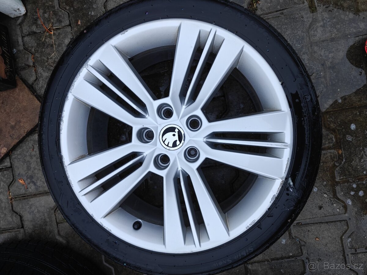 Škoda ZIMNÍ ALU R18 Pictoris - 3