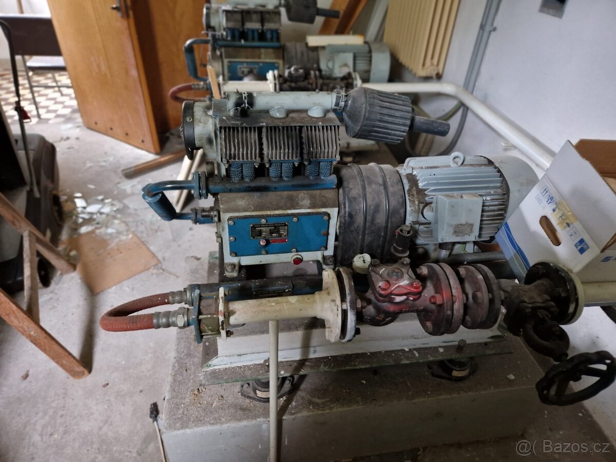 Prodám 2x kompresor Orlík r.v.1984 - 3
