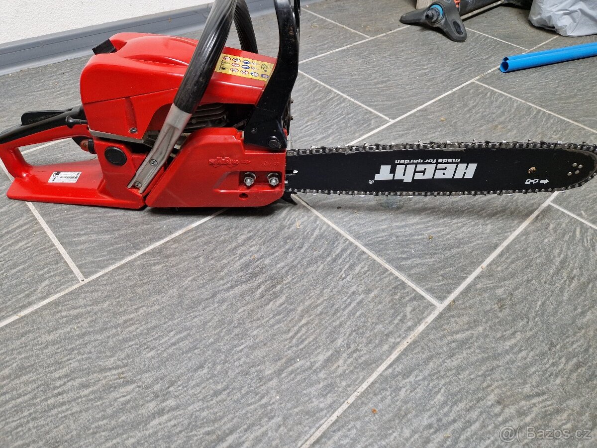 Motorová benzínová pila Hecht 45 - 3