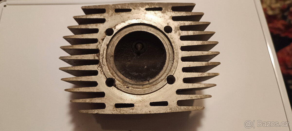 Jawa 50 pionýr hlava válce - 3
