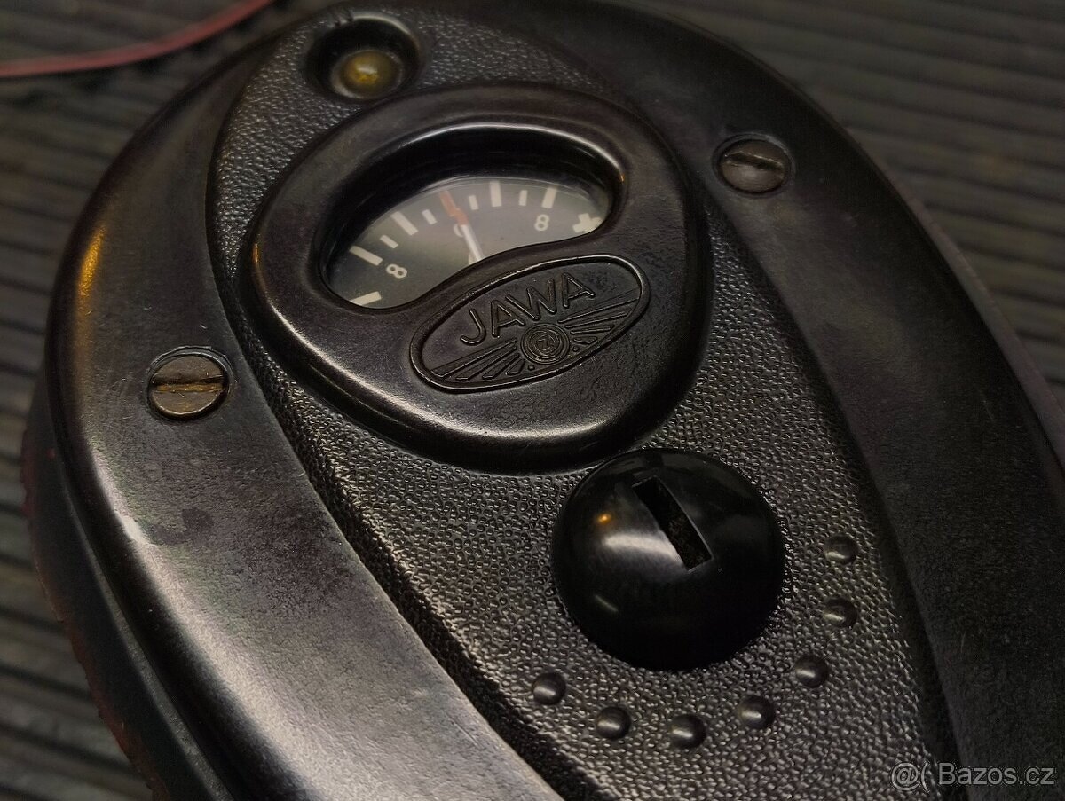 Spínací skříňka Jawa 250 pérák 11 350 18 Ogar 12 500 OHC - 3