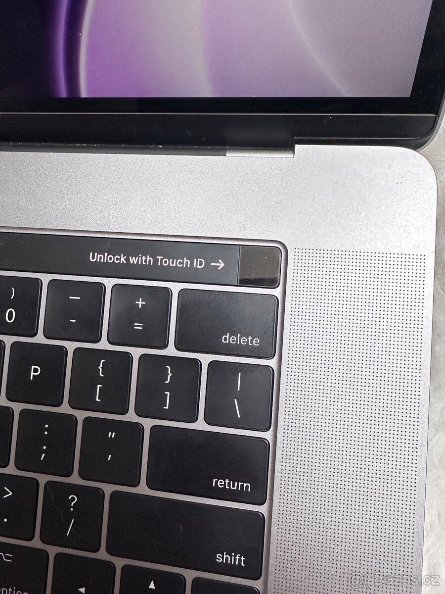 Apple MacBook Pro 15 2017 - 3