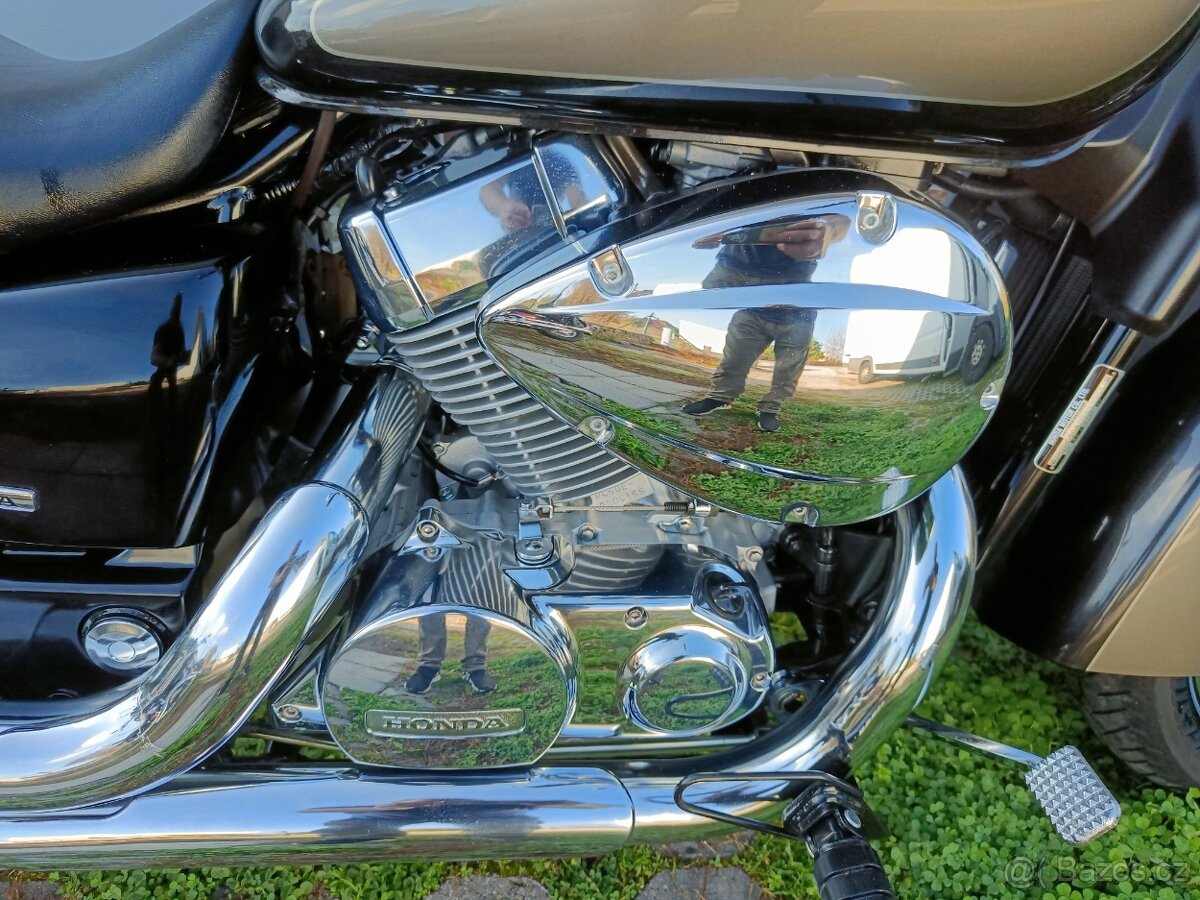 Honda vt 750 shadow - 3