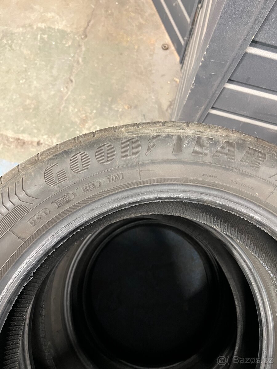Letní pneu GoodYear 215/55 R17 - 3