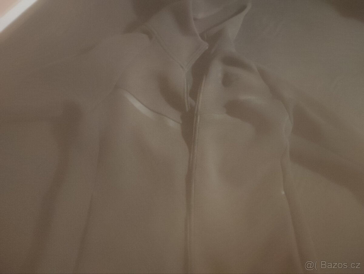 Nike mikina (vel. S) – top stav - 3