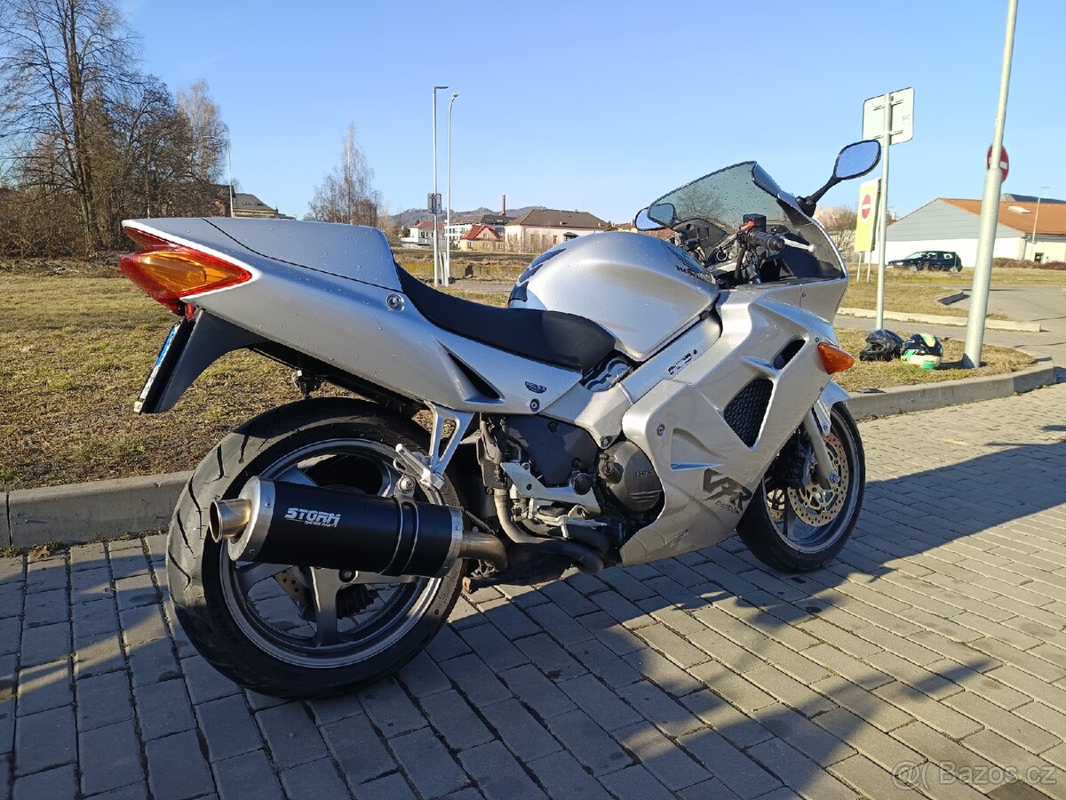 Honda VFR 800 - 3