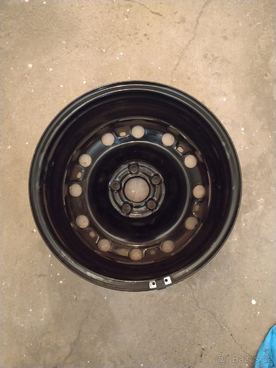 Ráfky, disky R15" - 3