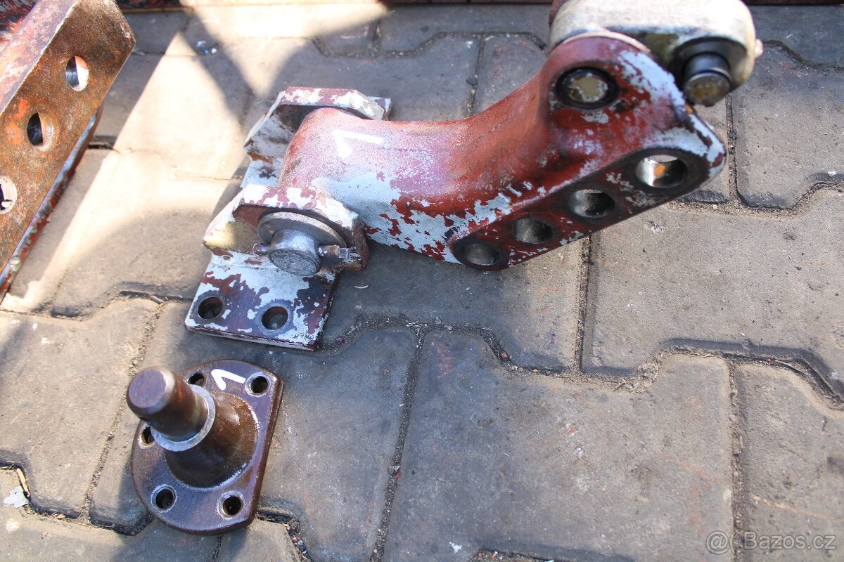 Zetor 6911 ramena konzole trn držák 3. bod - 3