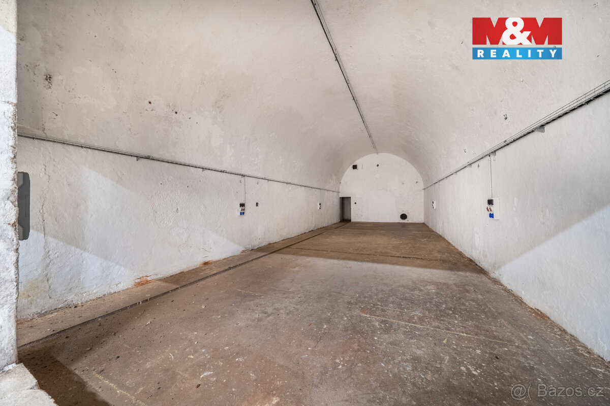 Pronájem skladu, 1366 m², Štěnovice, ul. Plzeňská - 3