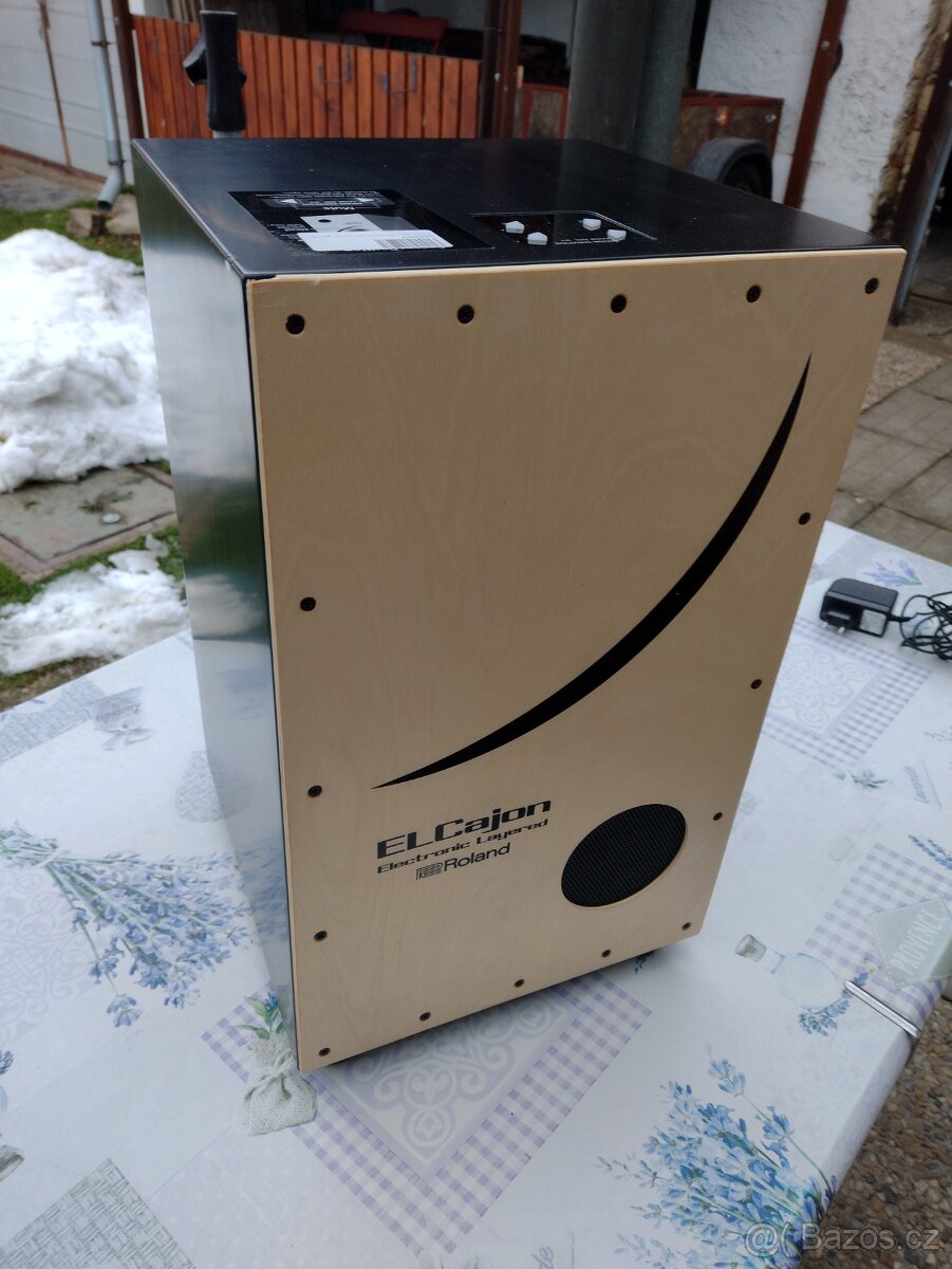 Roland EC-10 EL Speciální cajon - 3