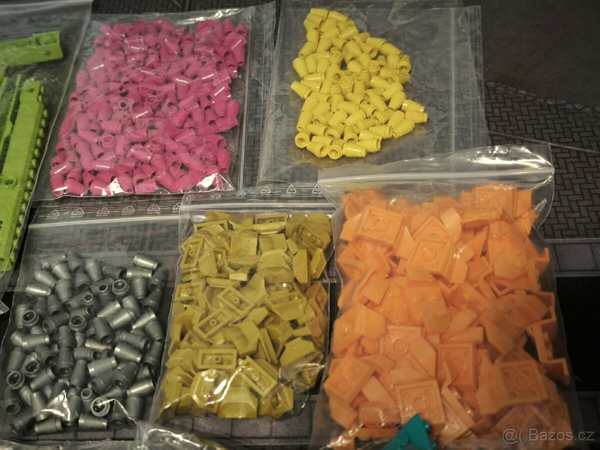 Směs lego dílků - 3