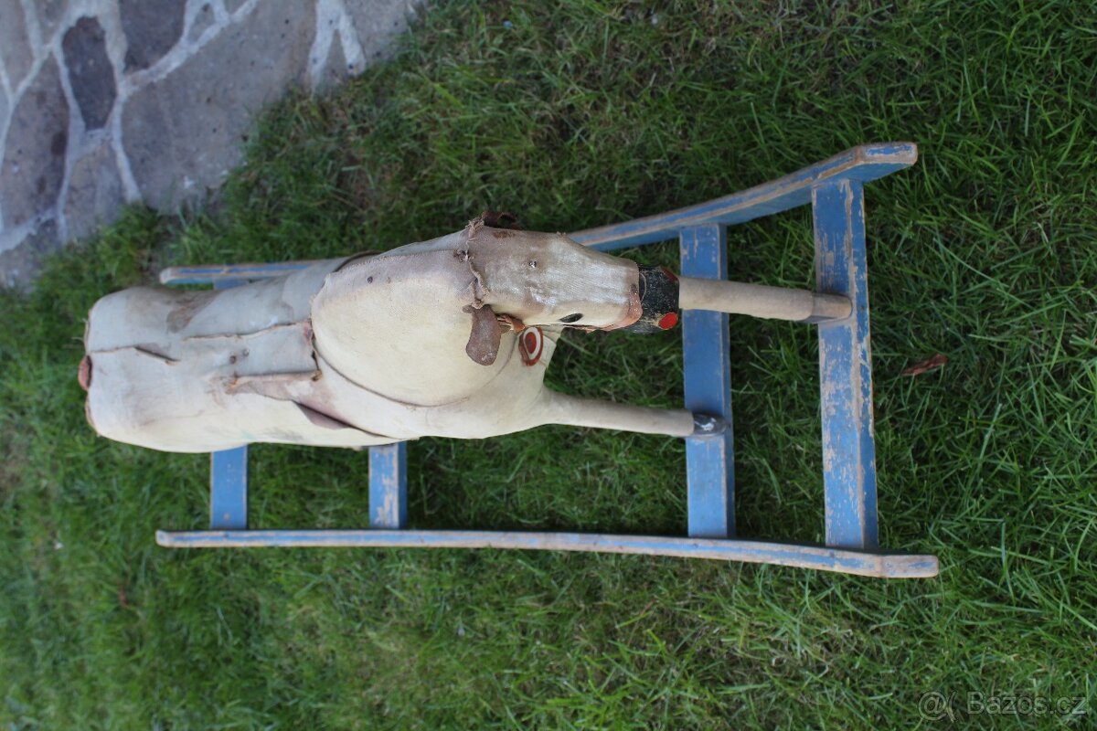 Houpací koník - 3