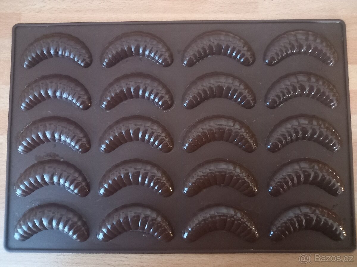 Silikonová forma na rohlíčky - 3