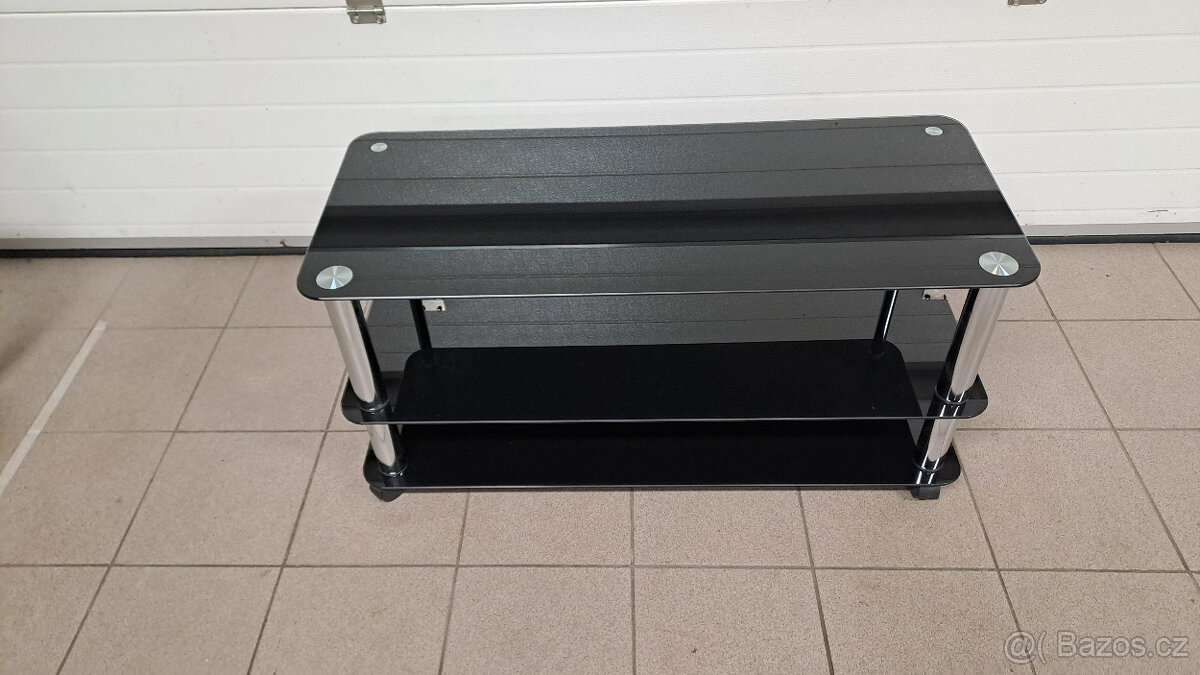 Skleněný TV stolek - 3