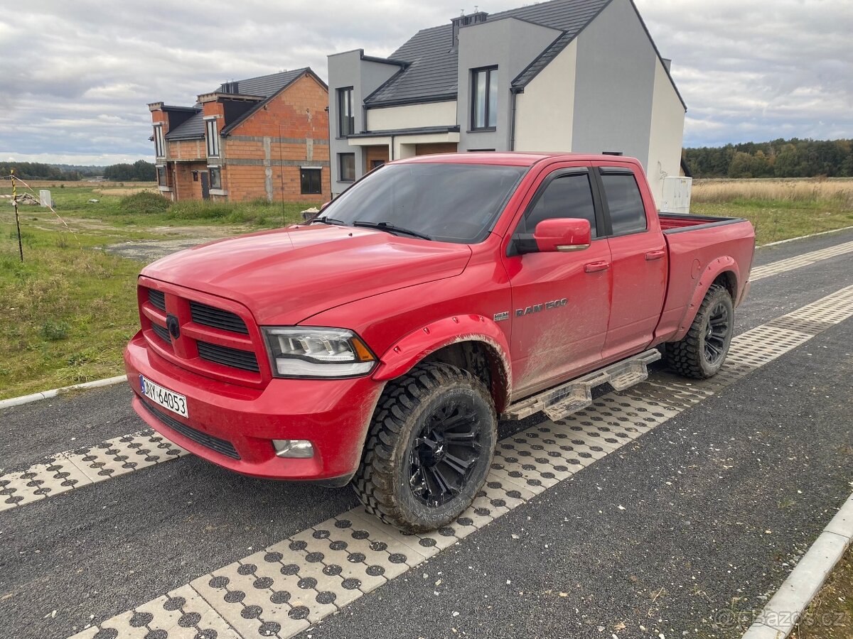Dodge Ram 5.7 HEMI MOC HEZKY - 3