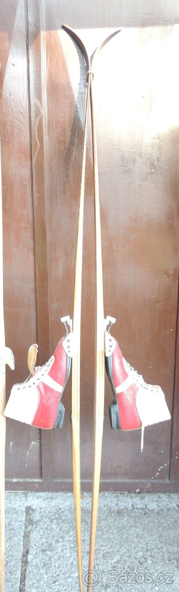 krabička od běžeckého vázání retro běžky - 3