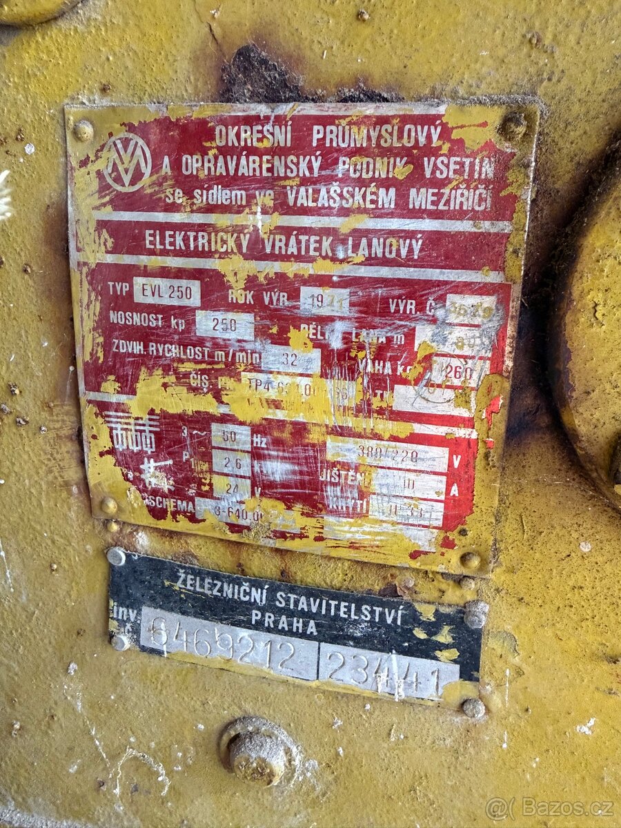 Stavební vrátek EVL 250 - 3