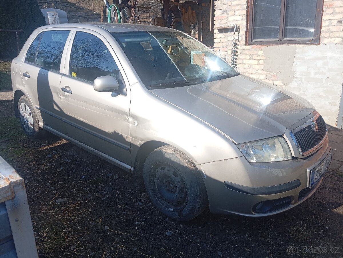 Fabia 1.2HTP 40kw na náhradní díly - 3