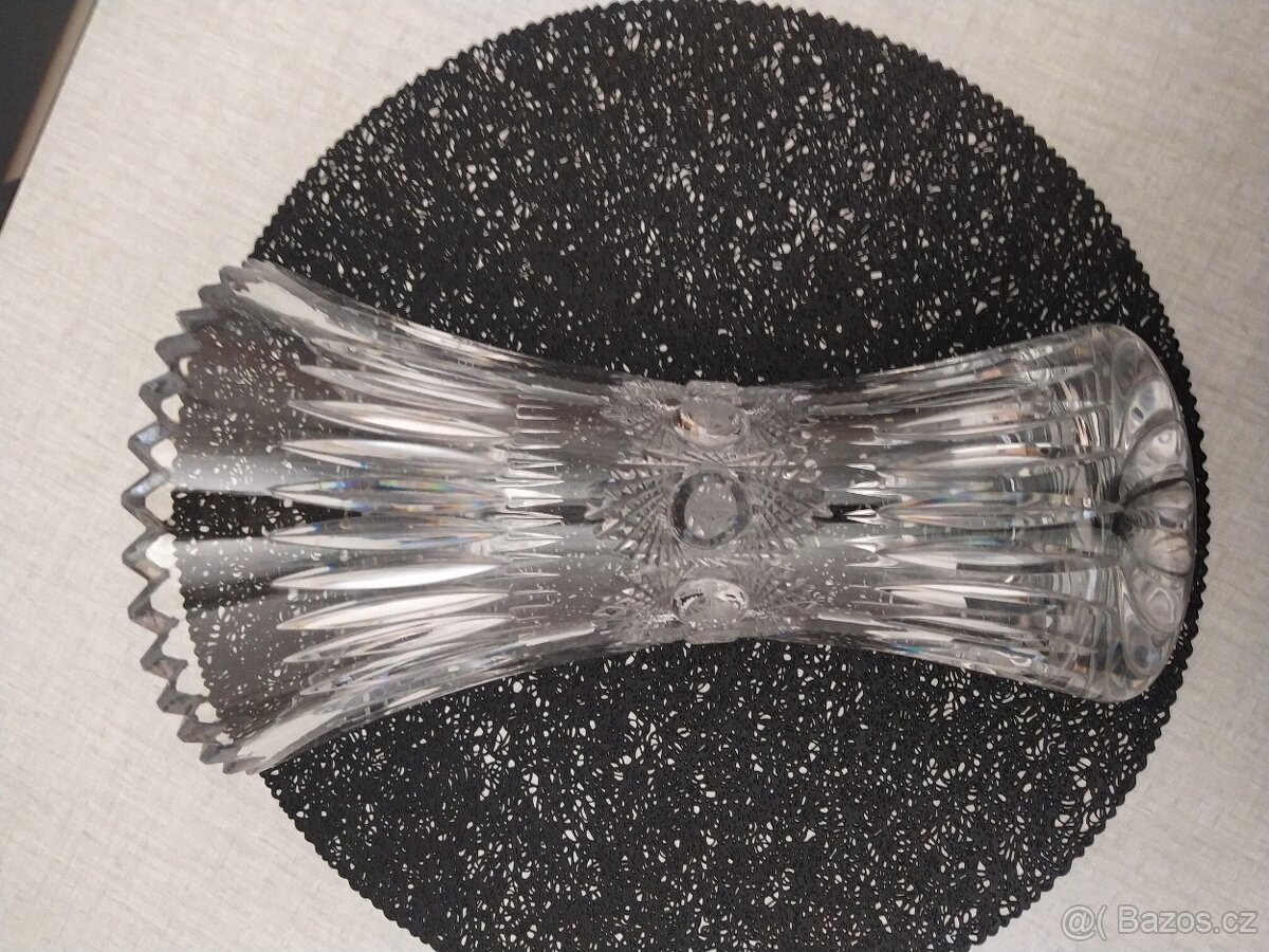 Křišťálová broušená váza - 3