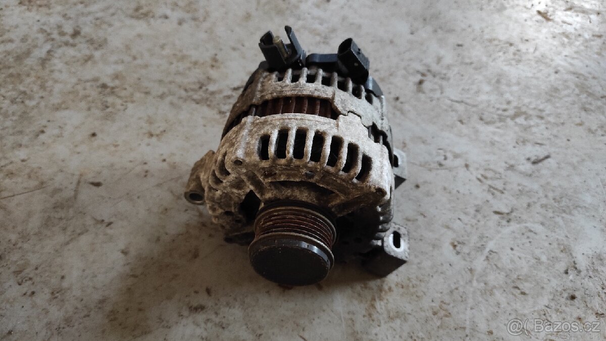 Volvo V50 alternátor 2.4i 124 kW - 3