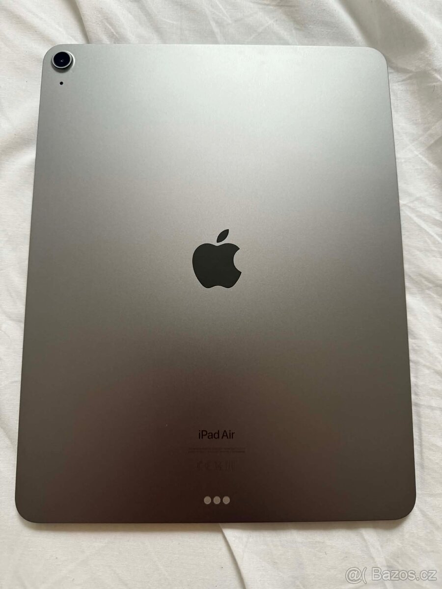 iPad Air 13” M2 128GB - 3