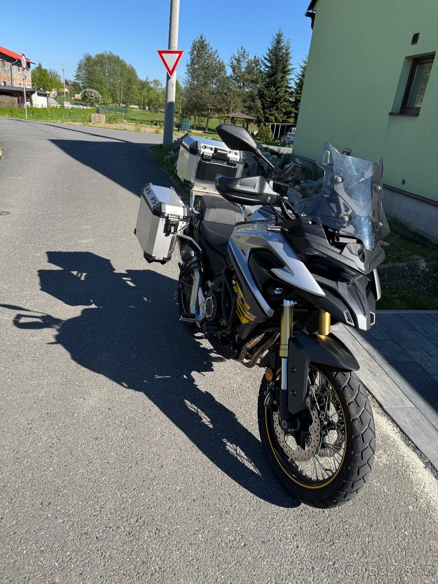 VOGE 525 dsx
