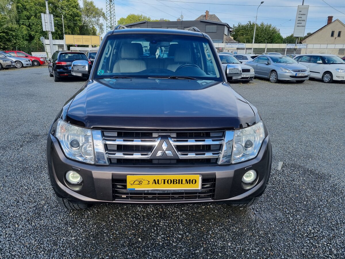 MITSUBISHI PAJERO 3.2DiD 147KW R.V.2012/7-MÍSTNÉ - 3