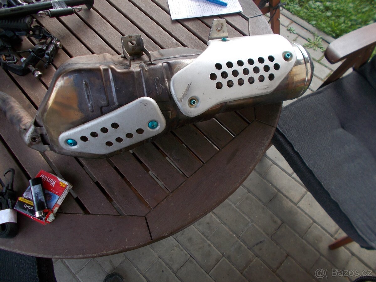 BMW 650 F - centrální tlumič - 3