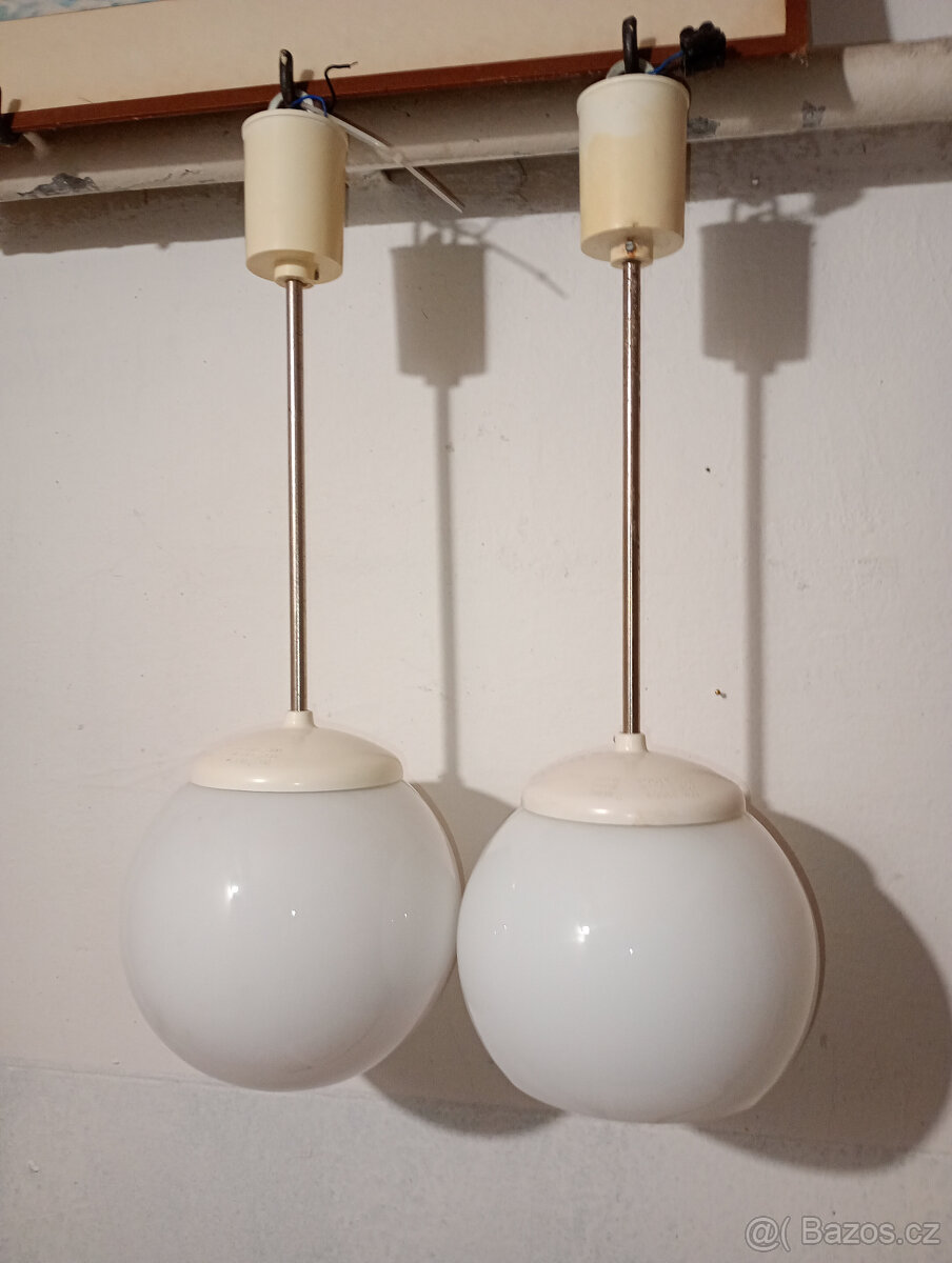 Lustr koule a skorokoule,škola,kuchyň 1960 - 3